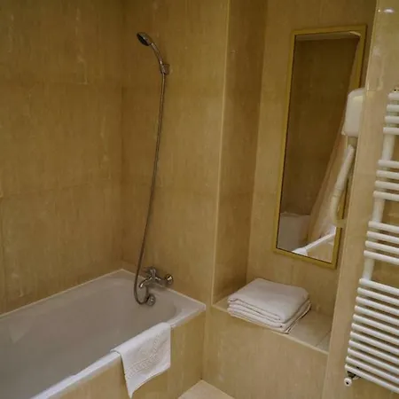 Apartment 124 Miramar 65 La Croisette Cannes